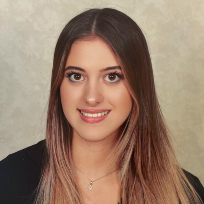 Babysitter in Reims: Charlotte