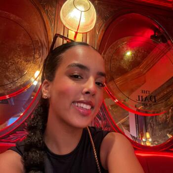 Babysitter in Galway: Sara