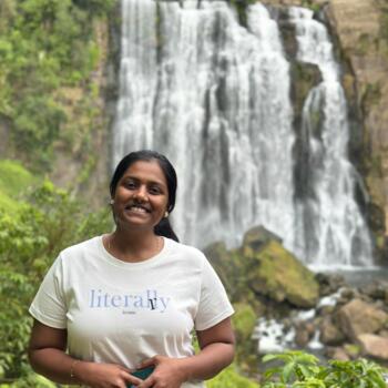 Babysitter in Hamilton: Nikhita