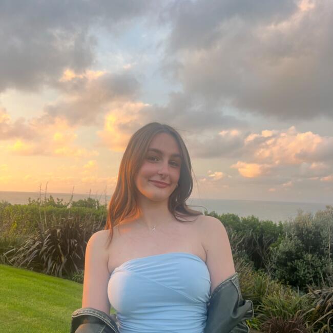 Babysitter in Wellington: Ava