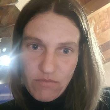 Babysitting Jobs in Katikati: babysitting job Kristin