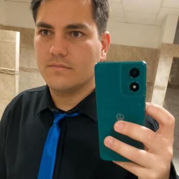 Babysitter in Santa Rosa: Mariano