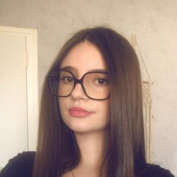 Babysitter in Laval: Jade