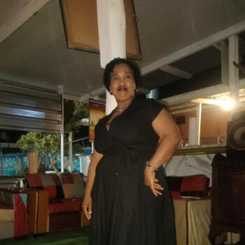 Nanny in Port Elizabeth: Maria Roxzanne Baartman 