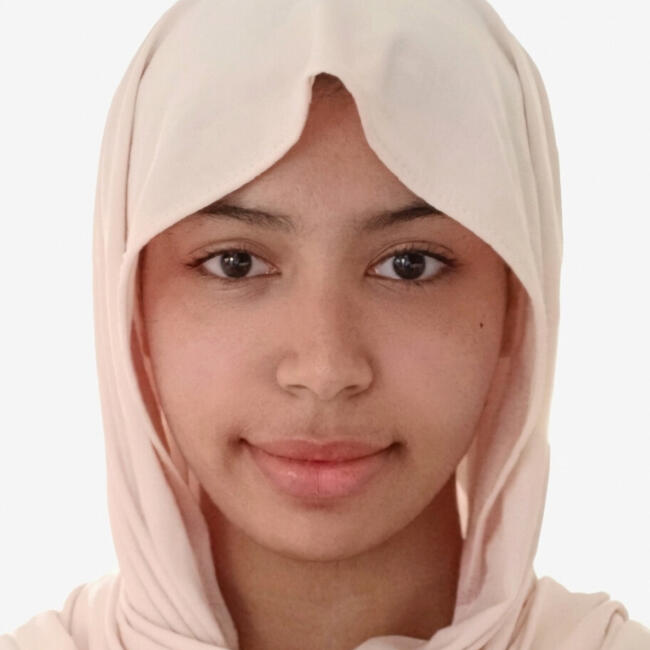 Babysitter in Casablanca: Radia