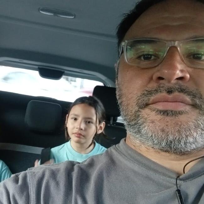 Trabajo para niñera en Rosario: Ruben