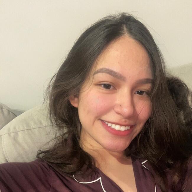 Babysitting job in Santo André: Hillary Mel de Oliveira