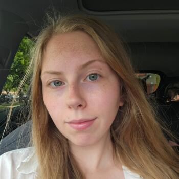Babysitter in LaFayette (New York): Natalie