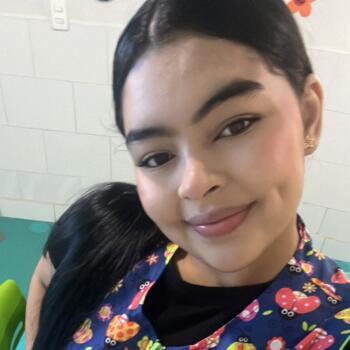 Babysitter in Medellín: Sofia