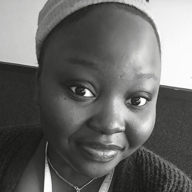 Babysitter in St Helens: Minenhle