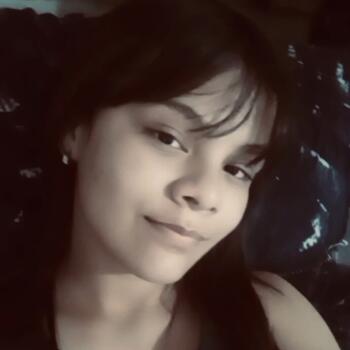 Babysitter in Santa Inês: Thaynne