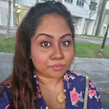 Babysitter in Singapore: Andrea