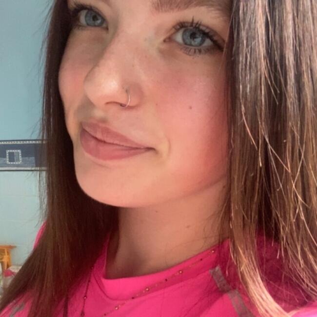 Babysitter in Gond-Pontouvre: Lilou