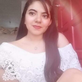 Babysitter in Santa Catarina: Valeria