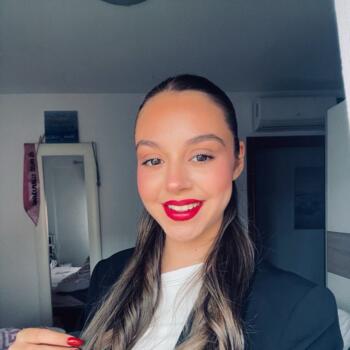 Canguro en Granada: Esther