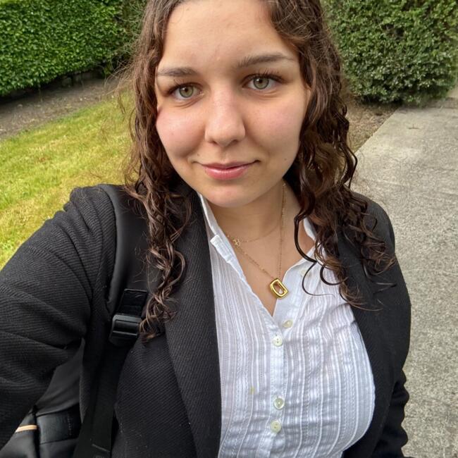 Babysitter in Dublin: Denisa