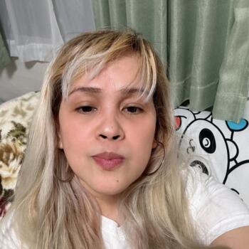 四日市市 のベビーシッター: Gladys