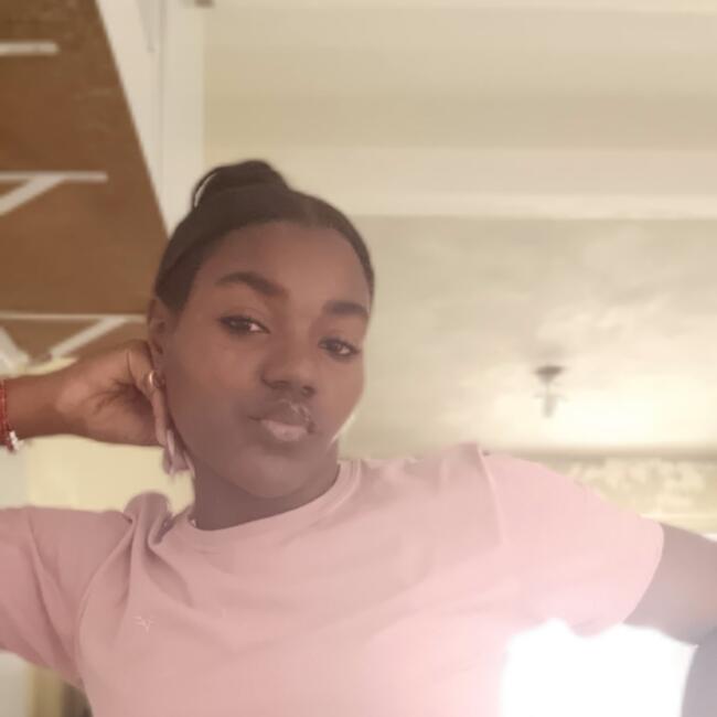 Babá em Pinhais: Yarilis