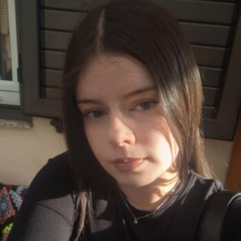 Babysitter in Árvore: Ana