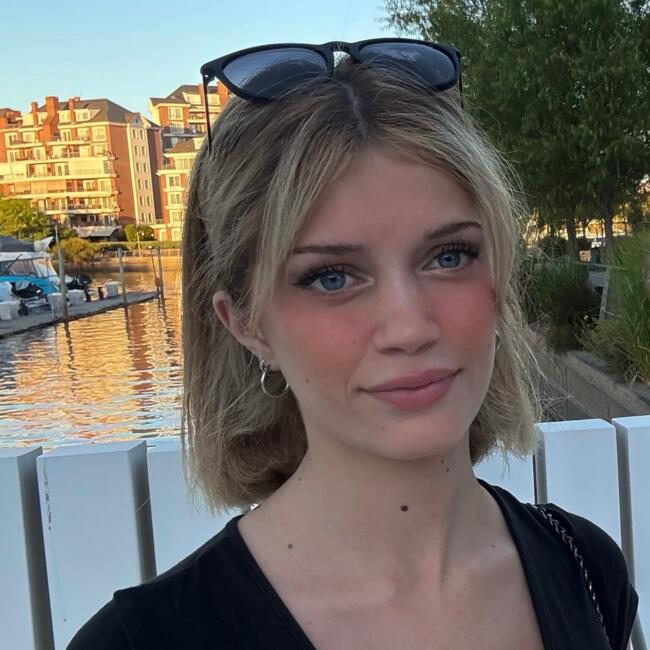 Niñera en Pilar: Emily