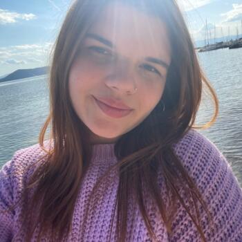 Babysitter στην περιοχή Αθήνα: Τένια