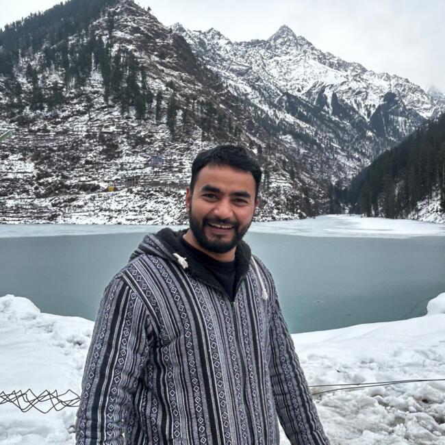 गुरुग्राम में बेबीसिटिंग की नौकरी: Amit