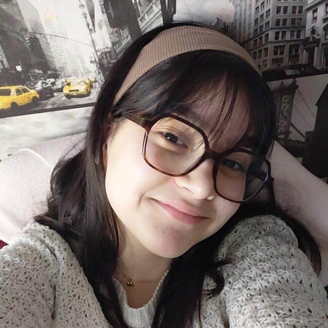 Babysitter in Champigny-sur-Marne: Marta