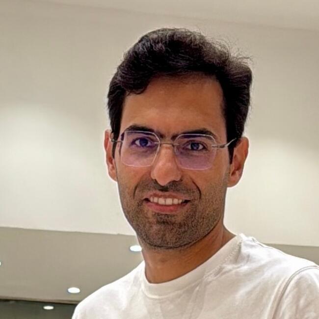 Δουλειά για babysitter στην περιοχή Sharjah: Mohsen