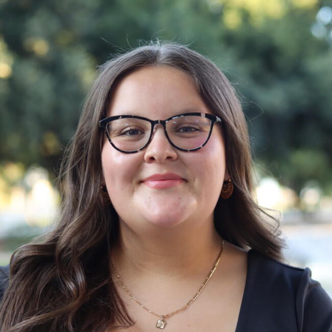 Babysitter in Fontana: Maricela