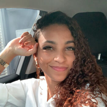 Babysitter in São Paulo: Mayara