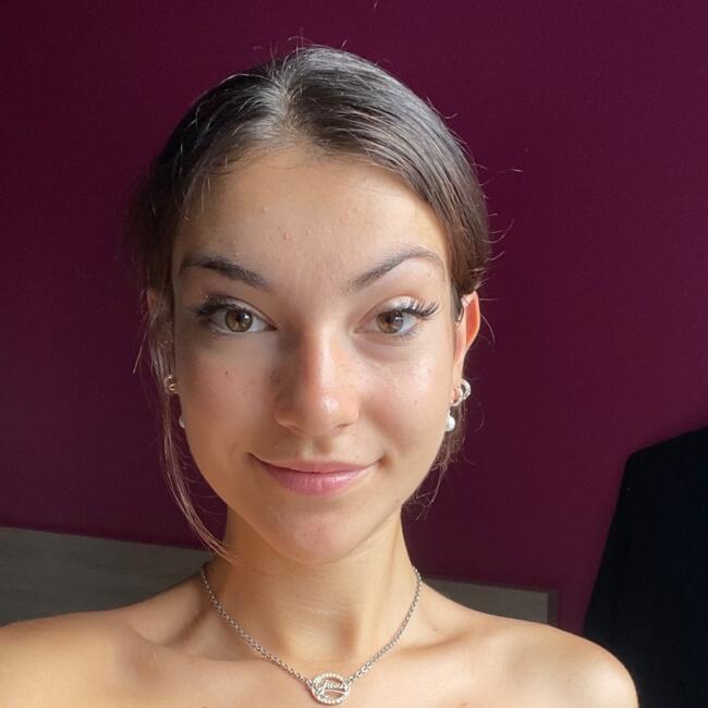 Babysitter in Perpignan: Ariane