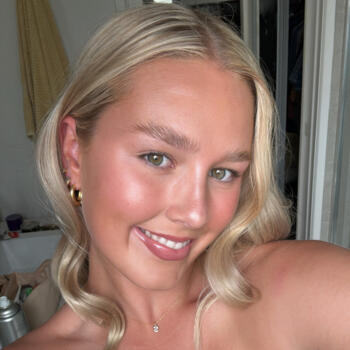 Babysitter Melbourne: Sienna