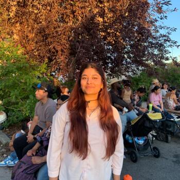 Babysitter Calgary: Eraj