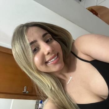 Babysitter in Loughrea: Geovanna