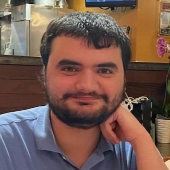 Babysitter in Alexandria: Eddie