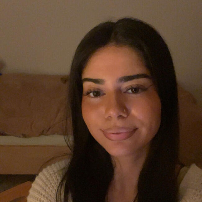 Babysitter in Cologne: Azra