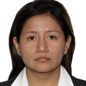 Babysitter in Paris: Sheyla Carolay