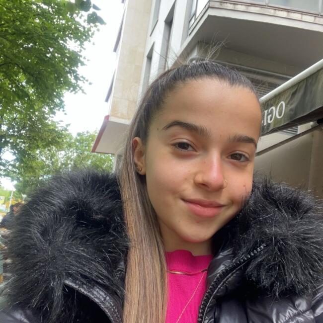 Niñera en Irún: Mayumi