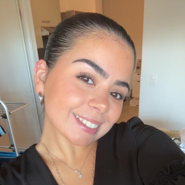 Babysitter in Lormont: Ilona