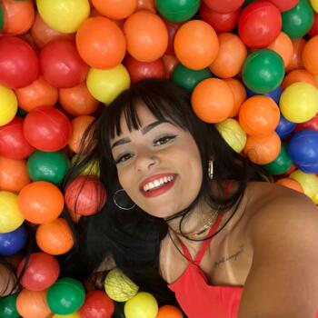 Babysitter in Niterói: Jhennifer