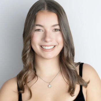 Babysitter Gold Coast: Hannah