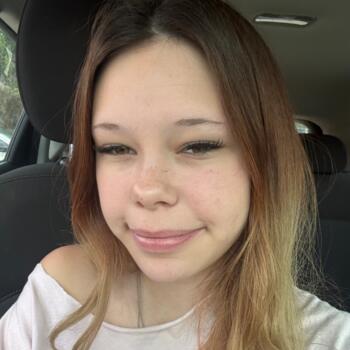 Babysitter Pensacola: Haileigh