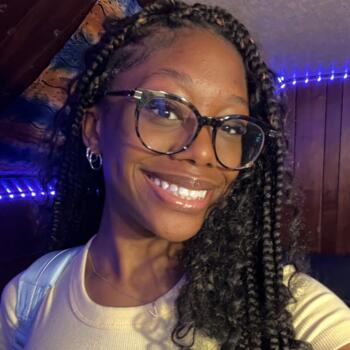 Babysitter in Cincinnati: Jeilah