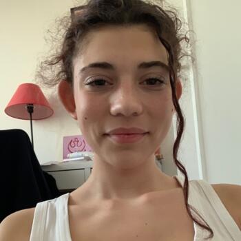 Babysitter in Maisons-Laffitte: Lea