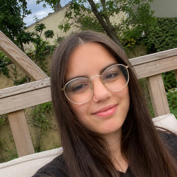 Babysitter in Massy: Kayna