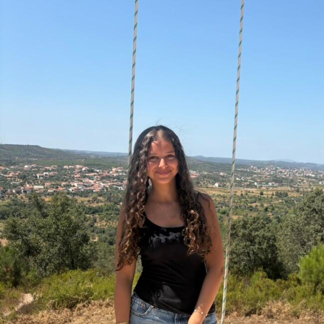 Babysitter in Savigny-sur-Orge: Kenza