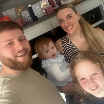 Babysitting job in Washington: babysitting job Kris