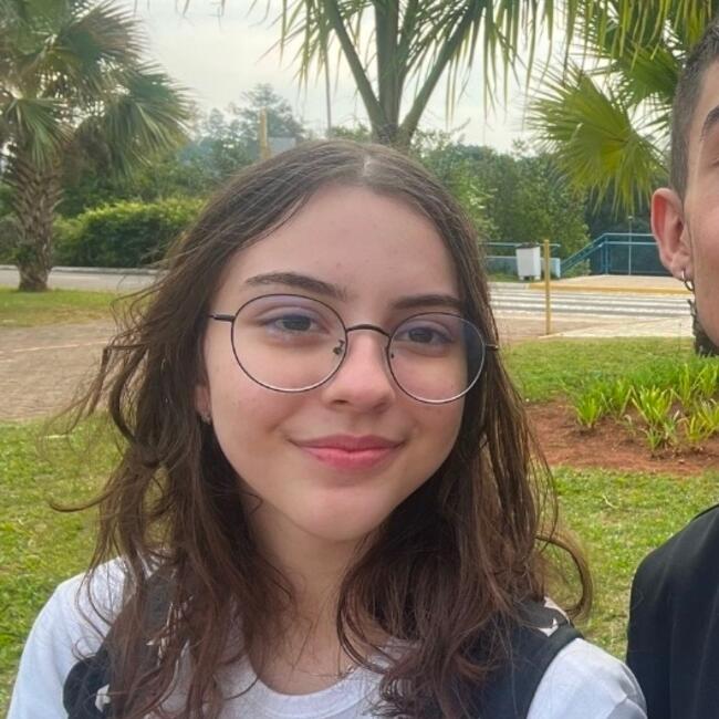 Babysitter in São Roque: Giovanna