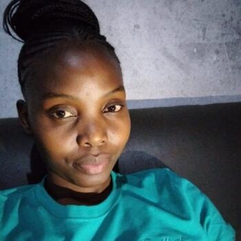 Babysitter in Roodepoort: Sanelisiwe