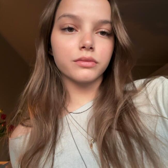 Bonă în Voluntari: Alessia